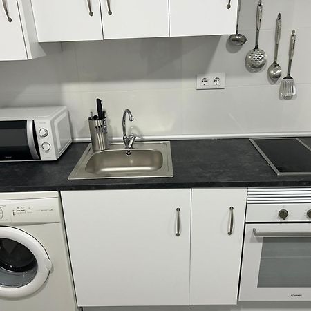 A Unos Pasos A Paseo Del Prado Apartment Мадрид Екстериор снимка